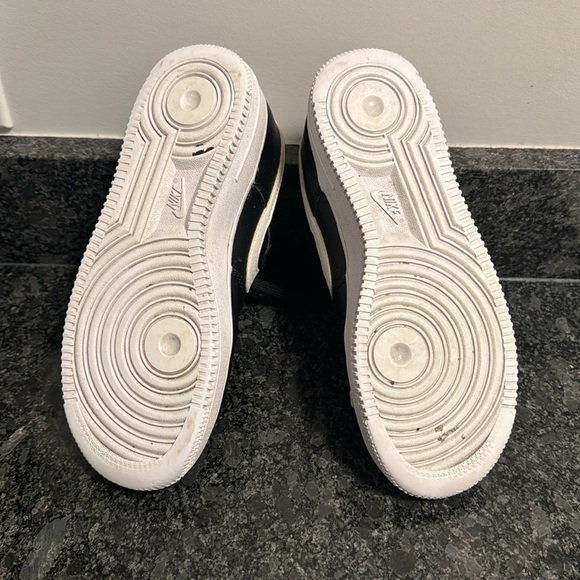 Nike Air Force 1 - Picture 4 of 4